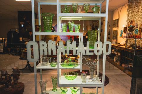 Ornamaloo storefront