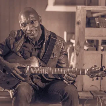 Cedric Burnside